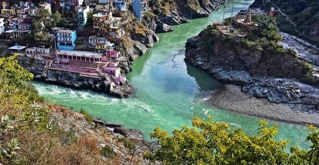 devprayag-divine-meet-rishikesh-uttarakhand.jpg