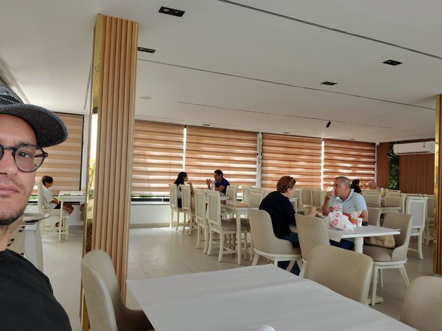 l'espace de distribution de grillade.jpeg