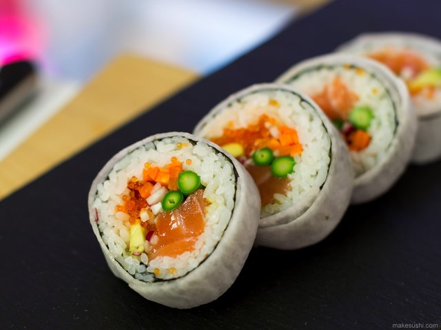 daikon wrapped sushi roll.jpg