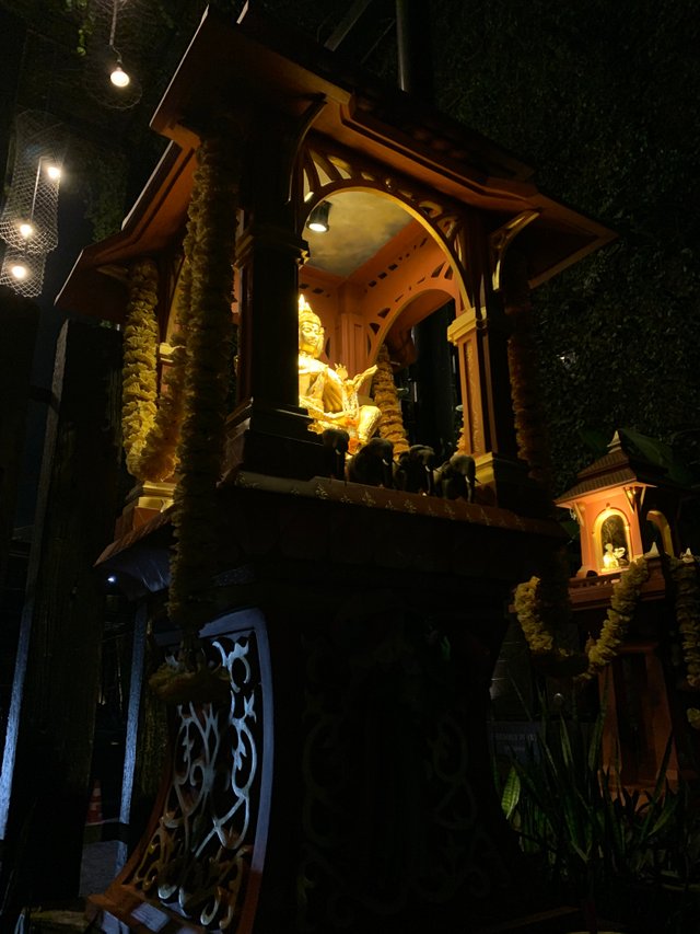 Dhevi Bangkok Hotel27.jpg