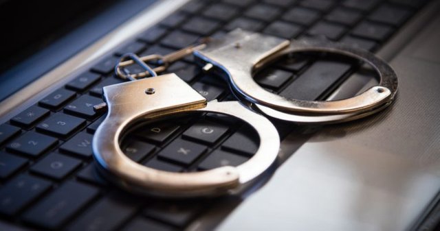 Handcuffs-keyboard-760x400.jpg