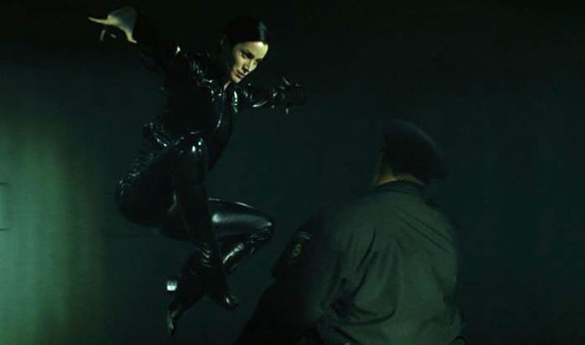 Trinity-Matrix-Jump-Kick-Carrie-Anne-Moss.jpg