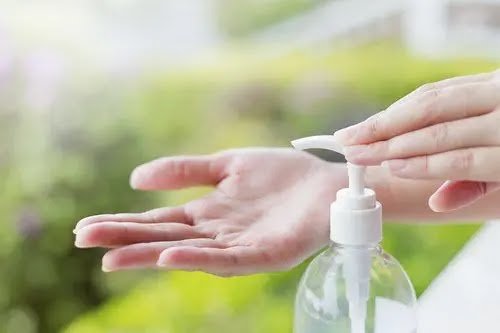 SafeSpace.Benefits-of-Hand-Sanitizer.Photo_.jpg.webp