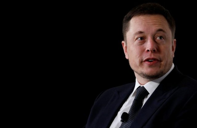 Interesting-Life-Story-of-Elon-Musk-the-art-of-failing-successfully--850x550.jpg
