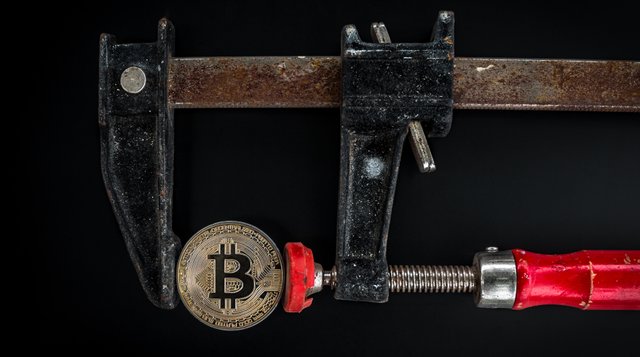 bitcoin-blockchain-coin-1099339.jpg