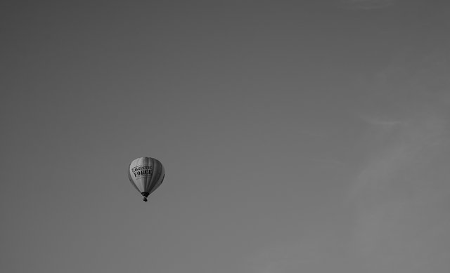 10-06-2018-airballoon-mono-06017.jpg