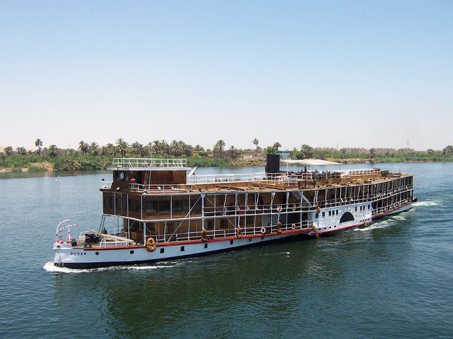 nile-271312_1280.jpg