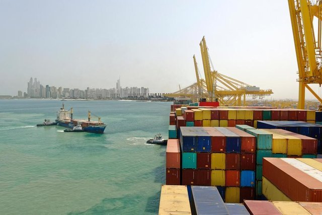 DP World Collaborates With EDB To Trade Finance SMEs.jpg