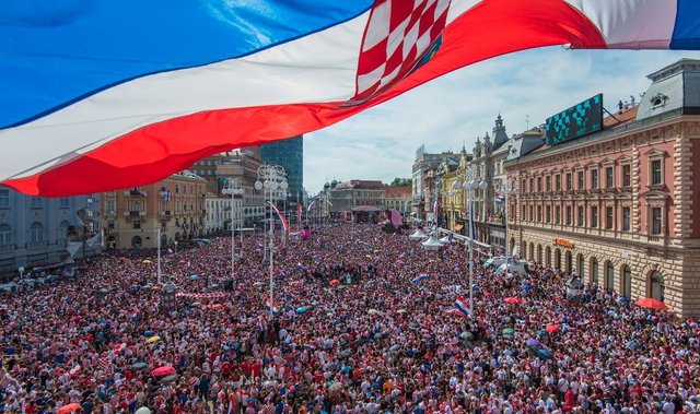 doček vatrenih trg.jpg