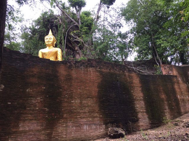 Mueang Kao Chaiburi Forest Park.jpg