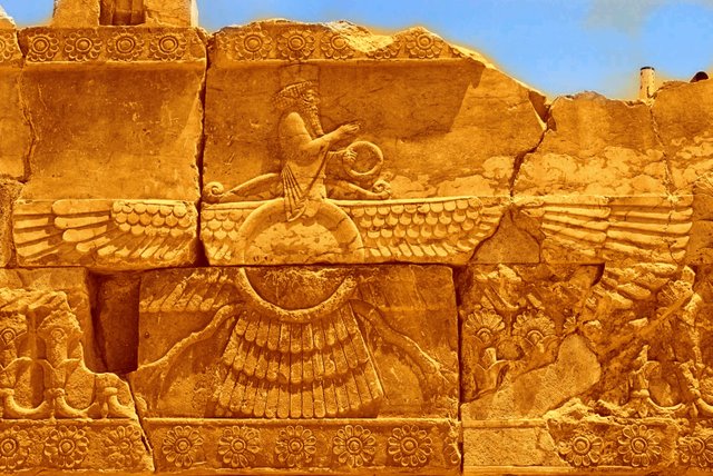 Zoroastrian-Relief.jpg