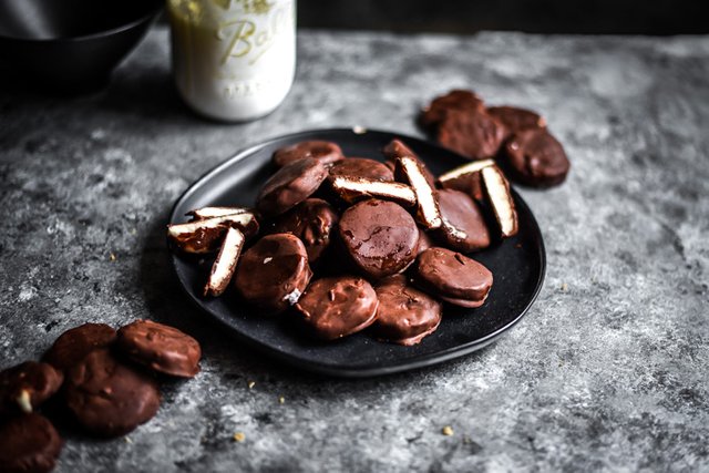 Homemade Chocolate Peppermint Patties (Vegan+GF)-3.jpg
