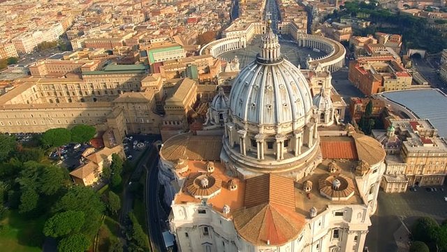 St.-Peter’s-Basilica-Vatican-City-3.jpg