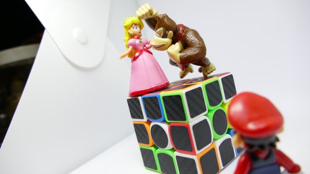 Donkey kong n princess 2.JPG