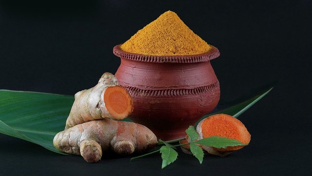 turmeric-5289433_1280.jpg