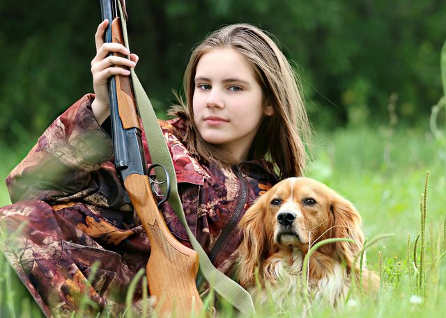 hunter-1503082_1920.jpg