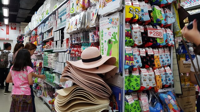 Ulog S2018e67 Shop Hopping At Ayala Center Cebu With Kpop Fan Friends Steemit Ulog S2018e67 Shop Hopping At Ayala Center Cebu With Kpop Fan Friends Steemit