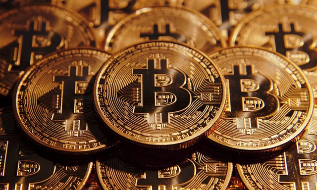 bitcoin-cryptocurrency-technology-18867.jpg