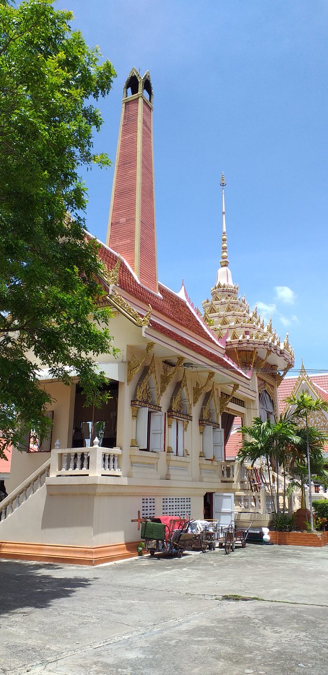 Wat Phasuk Maneejak55.jpg