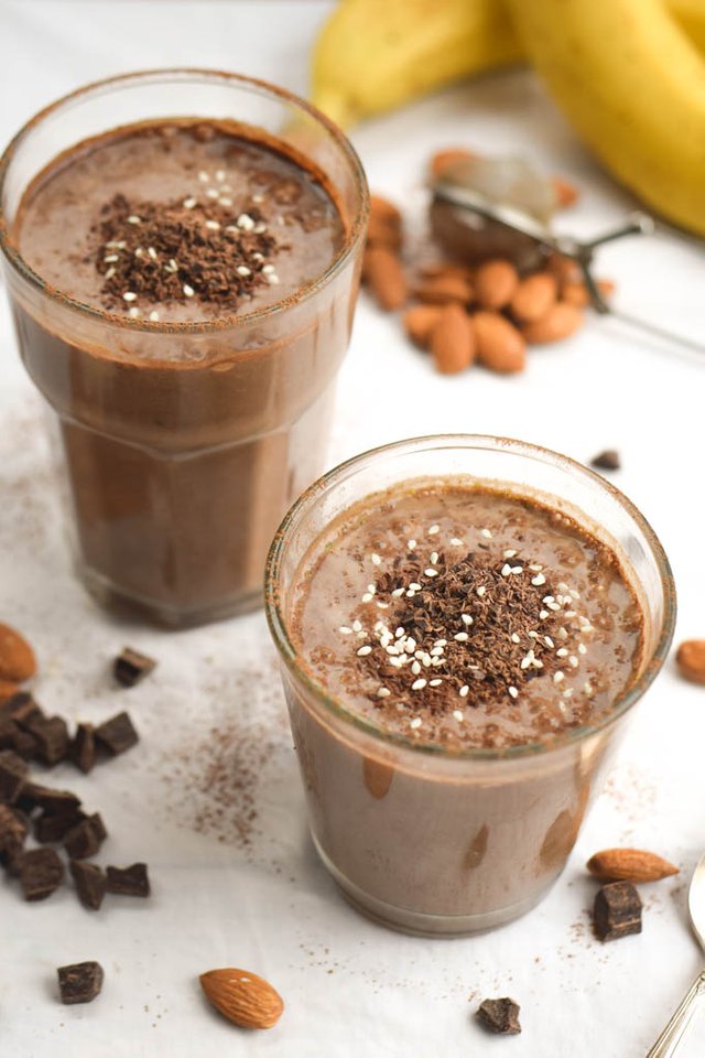 Chocolate Tahini Smoothie (6).jpg