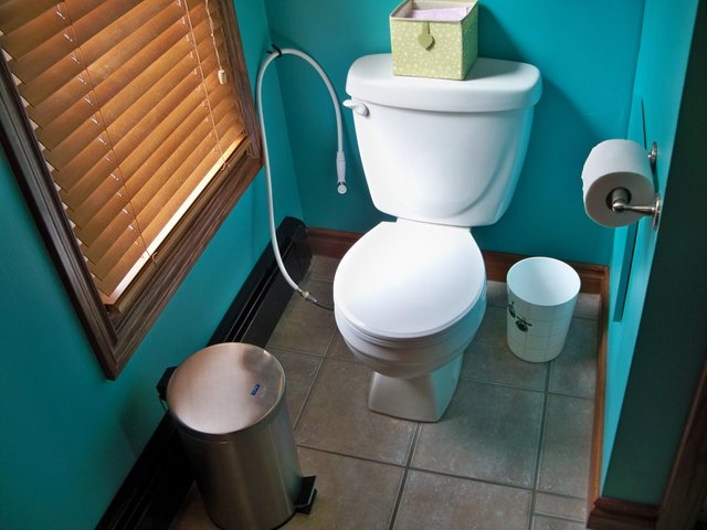 toilet-002.jpg