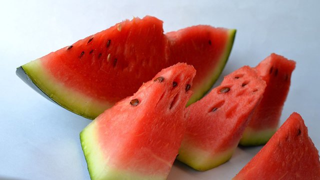 watermeln slice.jpg