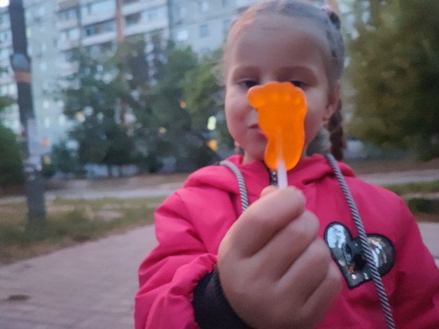 1000327102.jpg