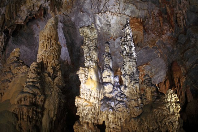 stalactite and stalagmite5.jpg