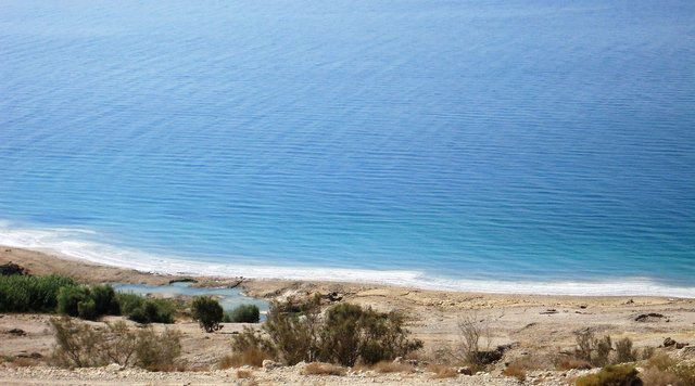 dead-sea-2084451_1920.jpg