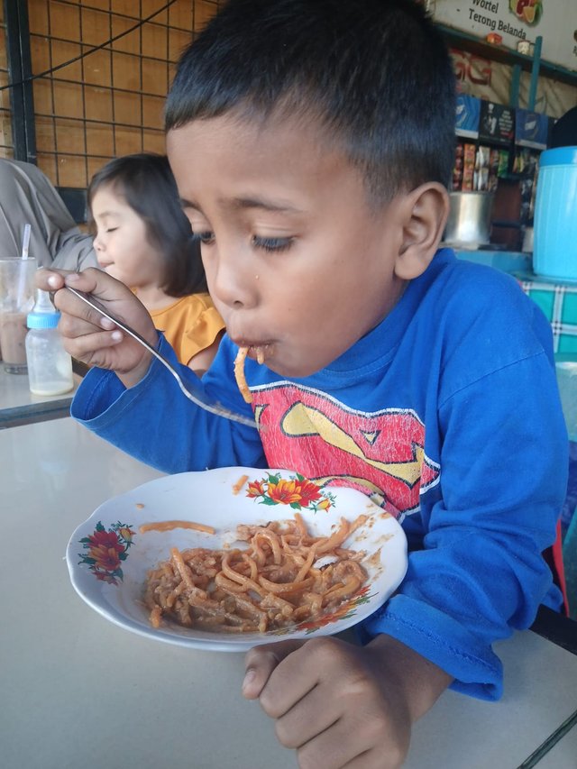 WhatsApp Image 2025-05-18 at 11.10.17_e14f2ec9.jpg