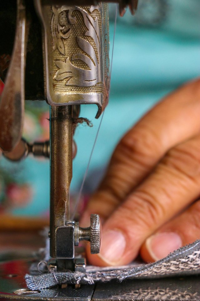 sewing-maching-7169281_1280.jpg