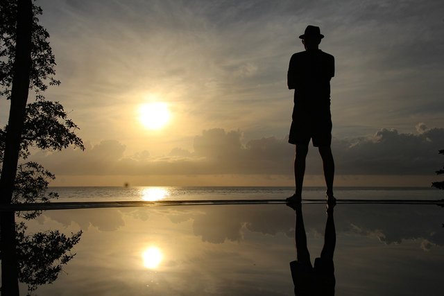 sunset-4749228_1280.jpg