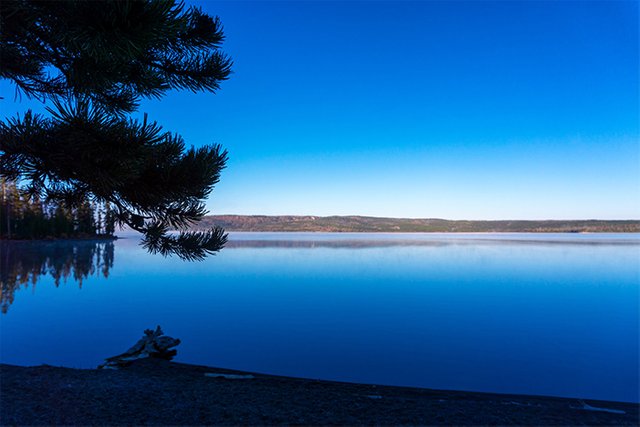 yellowstone_beautiful_landscape.jpg