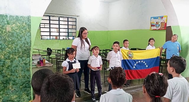 Imagen de WhatsApp 2025-04-17 a las 10.04.47_01d4047a.jpg