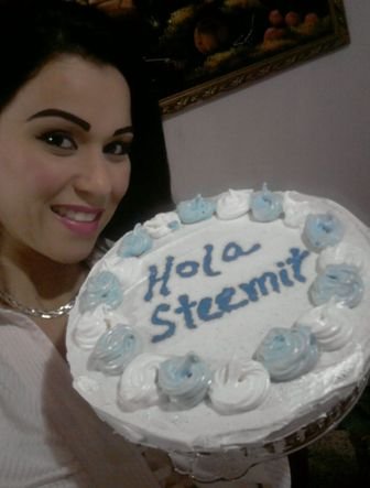 TORTA STEEMIT.jpg