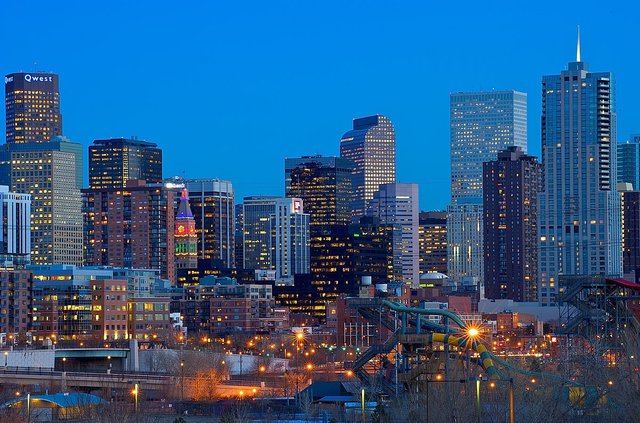 1200px-Denver_skyline.jpg