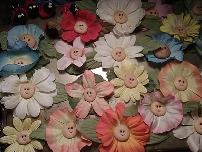 Flower Magnets.jpg