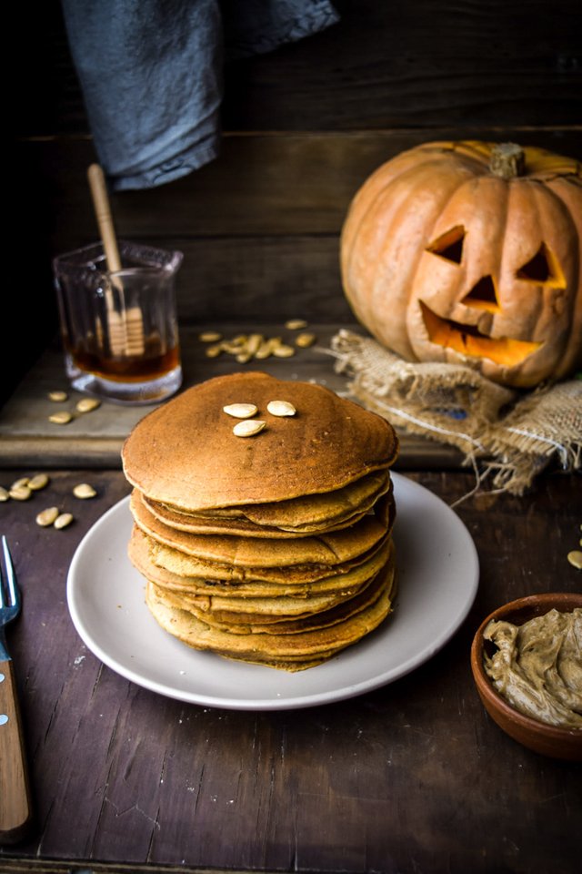 Oaty Pumpkin Pancakes + Maple Nut Butter Spread-2.jpg
