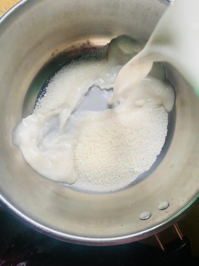 982.jpg