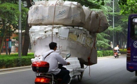 Chinese-Drivers-Give-New-Meaning-to-the-Term-001-550x336.jpg
