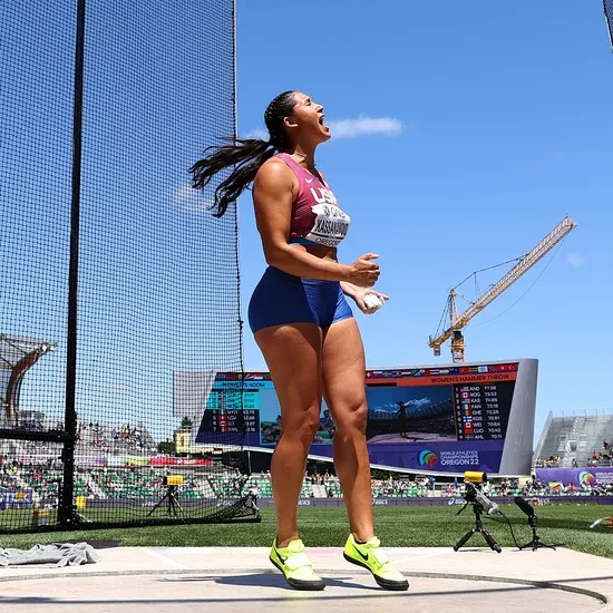 janee-kassanavoid-world-championships-hammer-throw.webp