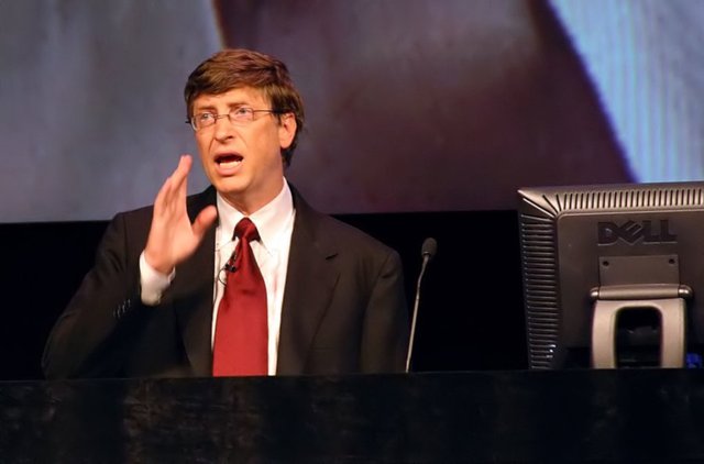 Bill_Gates_2004.jpg