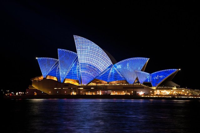 sydney-opera-house-363244_1280.jpg