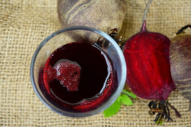 beetroot-juice-2512474_960_720.jpg