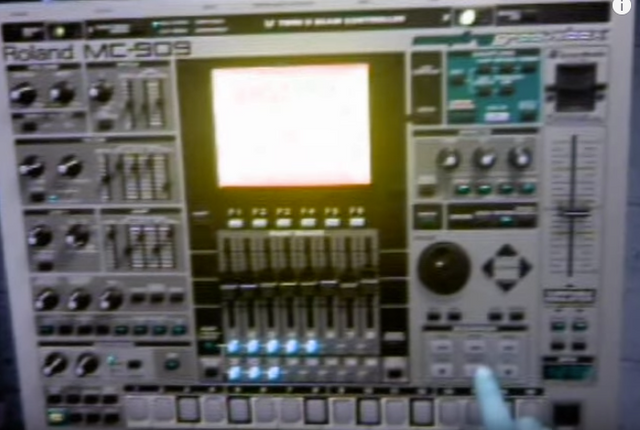 DJ Galactic - CMon (Electro Effect) with MC 909.png