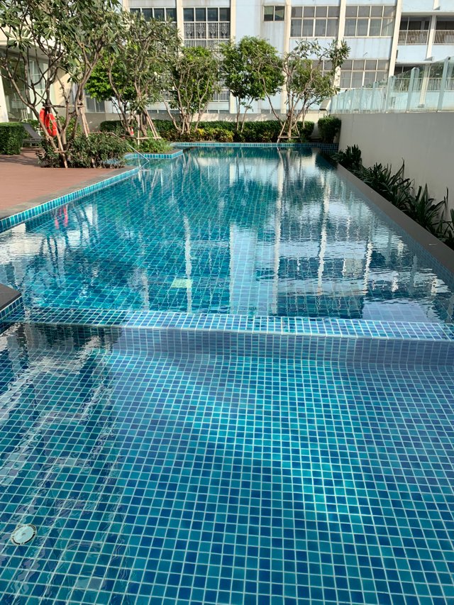 condominium’s swimming pool8.jpg