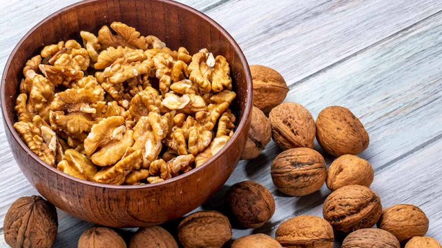 Health-Benefits-Of-Soaked-Walnuts-Main.jpg