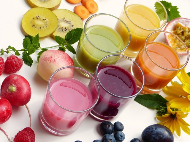 smoothies-3809509_1280.jpg