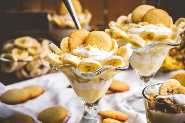 Banana Pudding & Homemade Vanilla Wafer Cookies-3.jpg