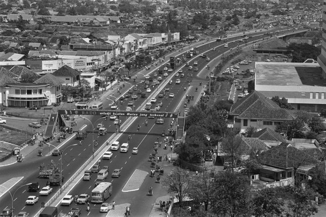 Suasana Jakarta, 1971. Joost Evers-Anefo..jpg
